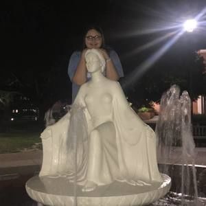 Meet your Posher, Sara